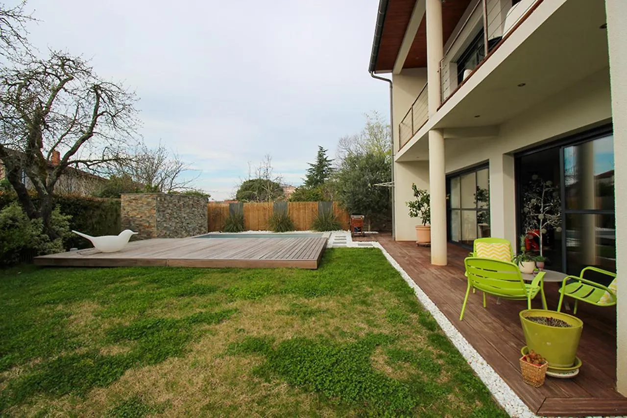 La Villa Des Temps Modernes Albi 0*,  France